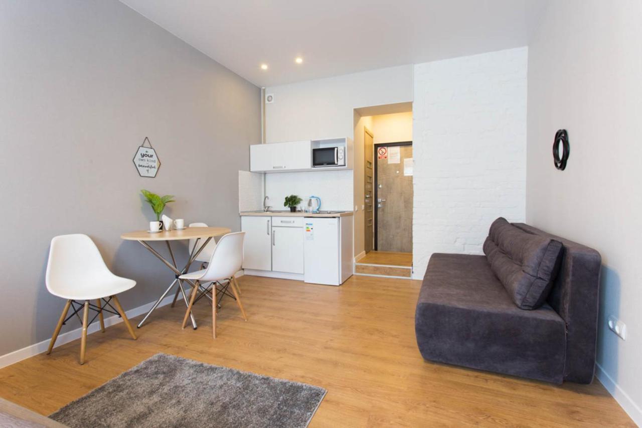 Modern Studio, Metro Yaroslava Mudroho And Universytet - Chernyshevska Str 95-2 Kharkov Luaran gambar