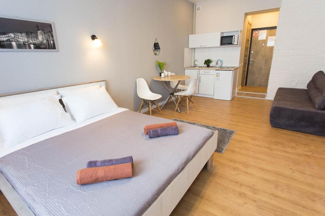 Modern Studio, Metro Yaroslava Mudroho And Universytet - Chernyshevska Str 95-2 Kharkov Luaran gambar
