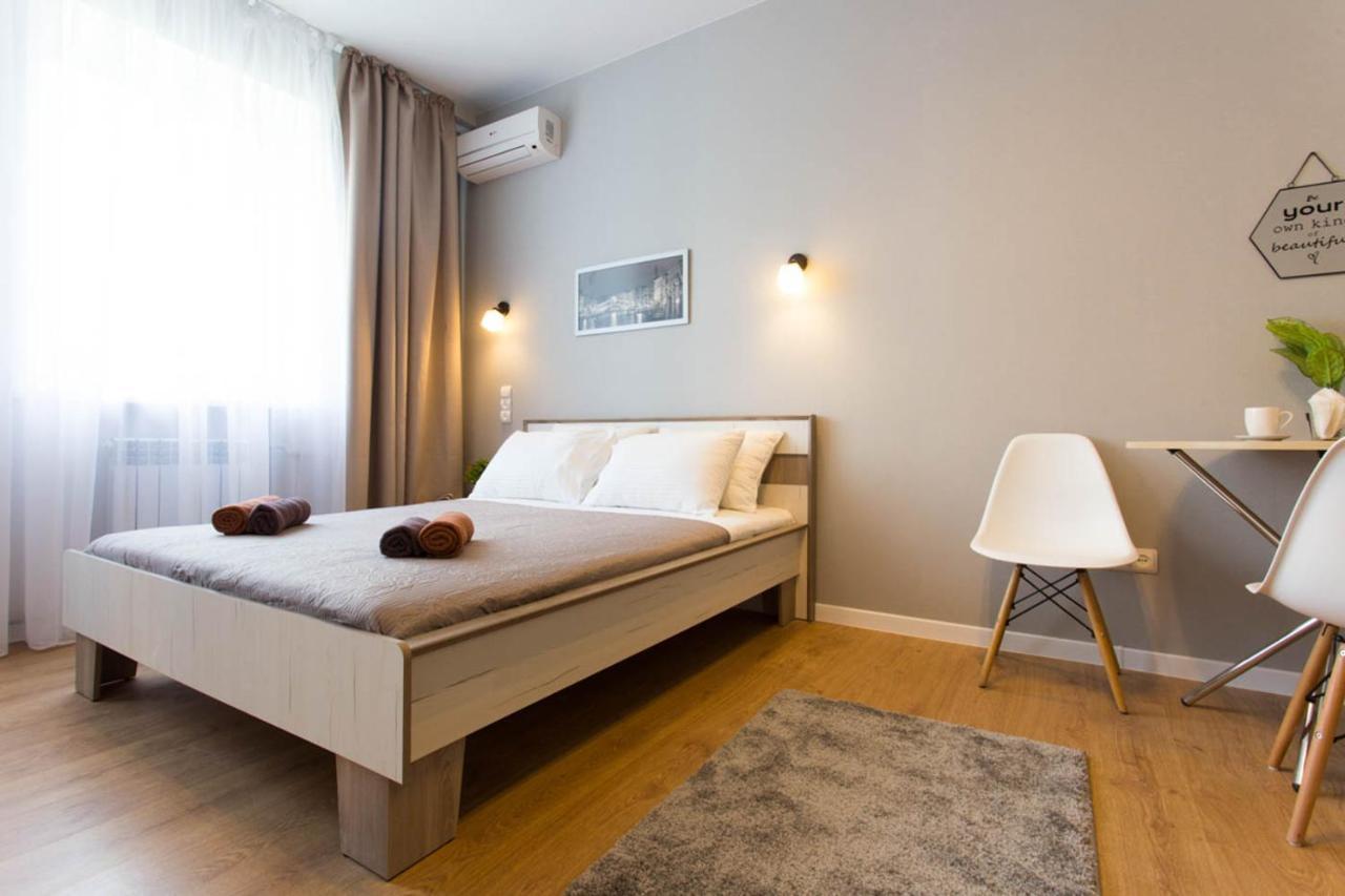 Modern Studio, Metro Yaroslava Mudroho And Universytet - Chernyshevska Str 95-2 Kharkov Luaran gambar